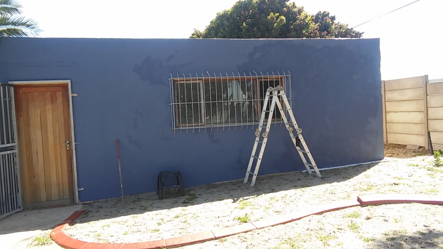  Bedroom Property for Sale in Sunridge Western Cape